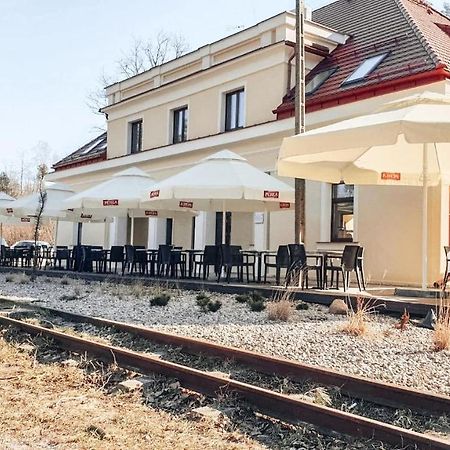 Stacja Kultura Hotel Poniatowa Exterior foto
